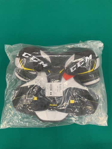 CCM Tacks 9060 Senior Large Shoulder Pads, New