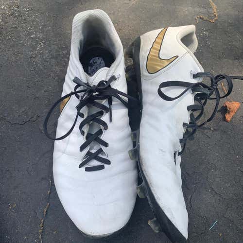 Nike Tiempo White Used Size 11 Nike Cleats