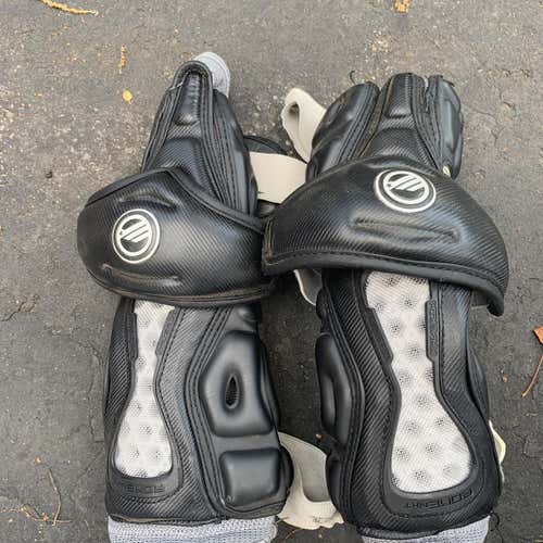 Rome NXT Black Used Large Maverik Arm Pads