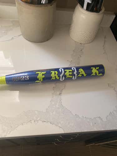 New Miken Freak 23 28 oz 34" Bat