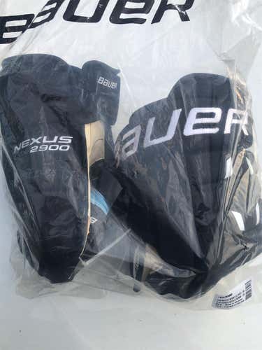 Black Senior Bauer Nexus N2900 13"  Gloves