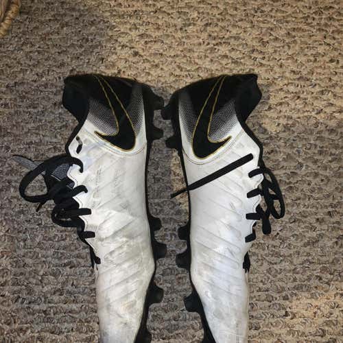 Tiempo Soccer Cleats Men's Size 11 Nike Cleats