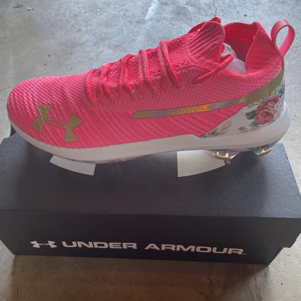 Pink Men's Metal Low Cut