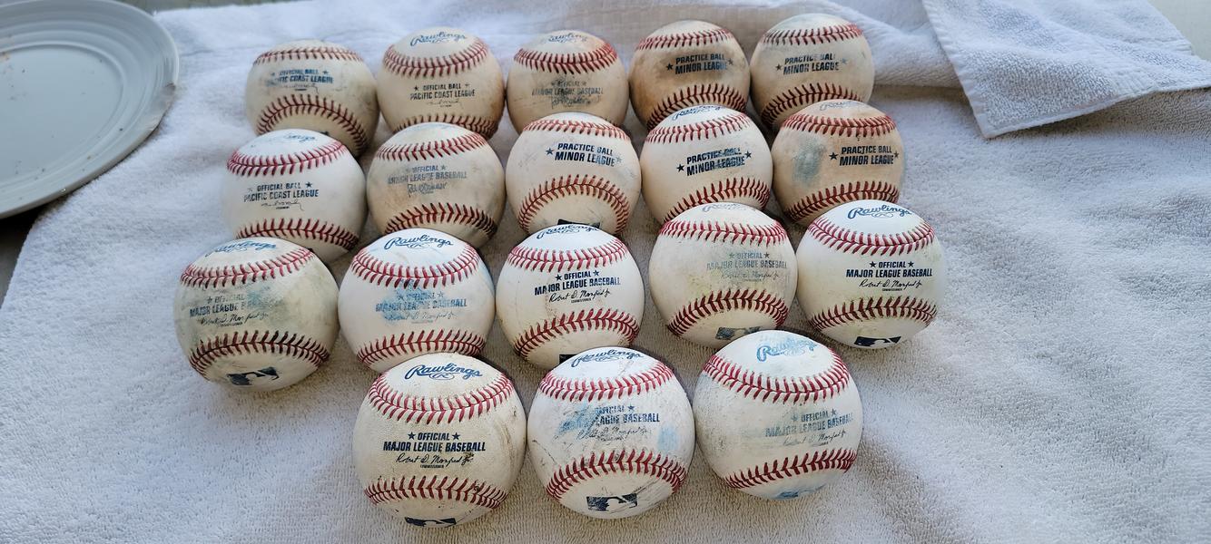 Used Rawlings Baseballs 18 Pack