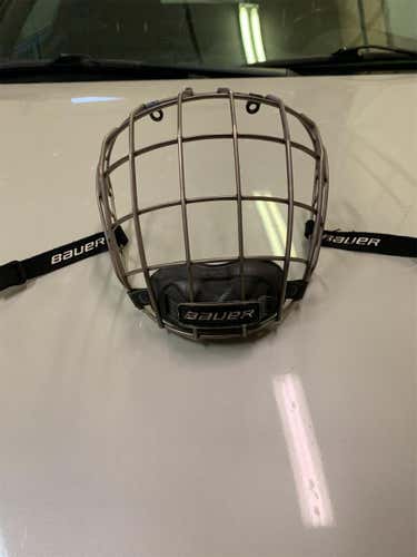 Medium Bauer Reakt Full Cage