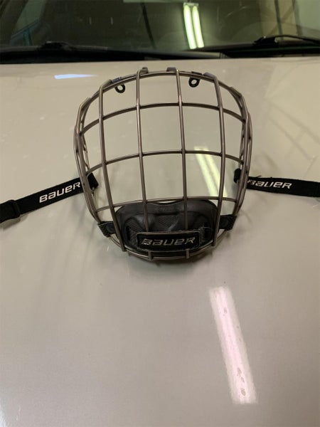 Medium Bauer Reakt Full Cage