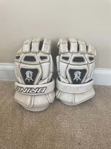 White Used Player's Brine King III 12" Lacrosse Gloves