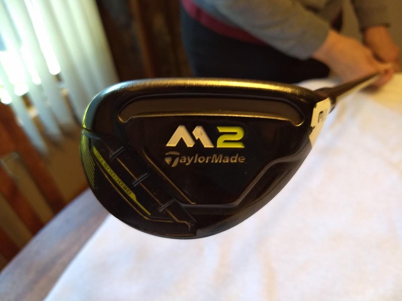 Used Men's TaylorMade Right Handed M2 Hybrid Regular Flex 3H 19 degrees