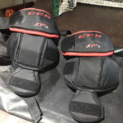 Used CCM Knee Guards