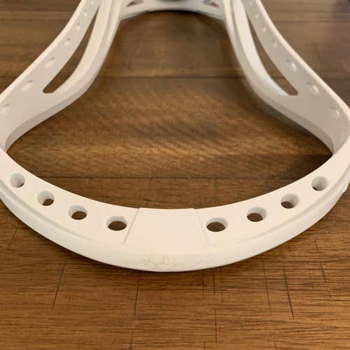 White Used Attack & Midfield Unstrung CEO Head