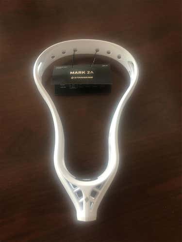White New Attack & Midfield StringKing Mark 2A Head