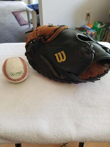 Black Used Kid Pitch (9YO-13YO) Wilson Left Hand Throw Catcher's A500 Baseball Glove 32"
