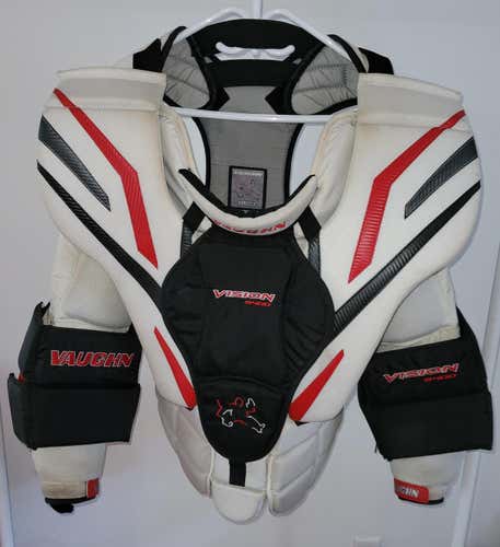 Used Senior XL Vaughn Vision 9400 Goalie Chest Protector