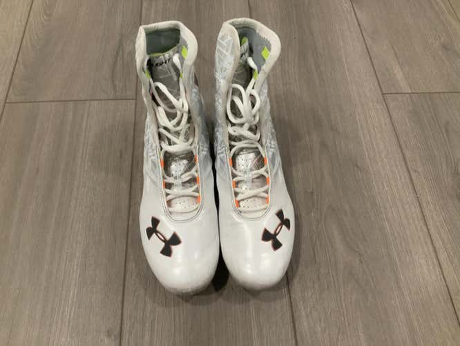White Used Adult Size 8.5 (Women's 9.5) Molded Cleats Under Armour High Top