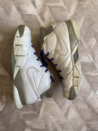 White Men's Size 10 (Women's 11) Nike Shoes