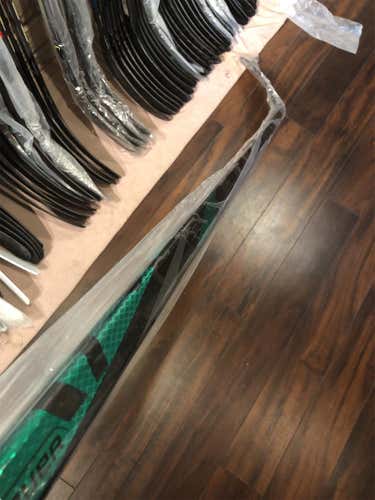 New RH Bauer Green Vapor FlyLite P92M Hockey Stick 87 Flex