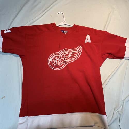 Vintage Red Wing Shanahan Youth Re Wings   Starter Jersey