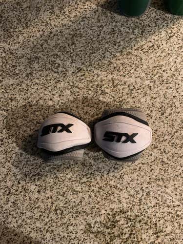 Used Medium/Large STX Stallion 500 Arm Pads