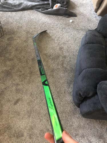 Senior Left Hand Vapor ADV Toe Pattern Hockey Stick
