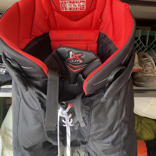 Black Senior XL Bauer Vapor 1X  Hockey Pants