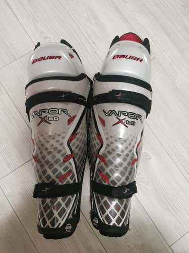 Used Senior Bauer Vapor X60 Shin Pads