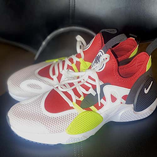Nike Huarache E.D.G.E. TXT Size 9.5 White/Red/Volt