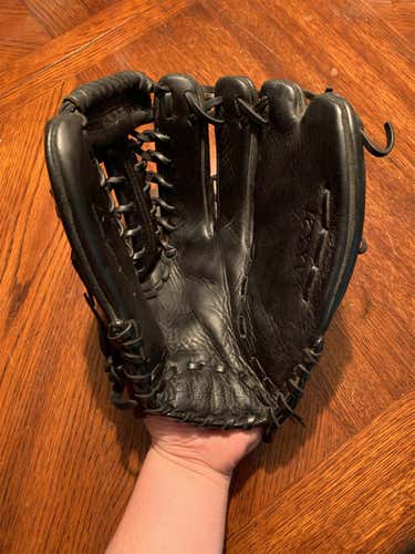 Akadema AXX21- Reptilian Series- Outfield 12.75"- US Steerhide Leather