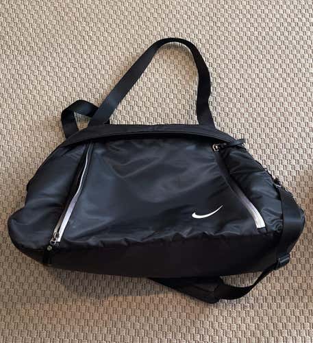 Nike Aura Club Training Bag