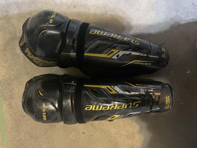 Used Bauer Supreme TotalOne MX3 Shin Pads