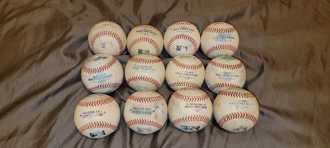 Used Rawlings Baseballs 12 Pack (1 Dozen)