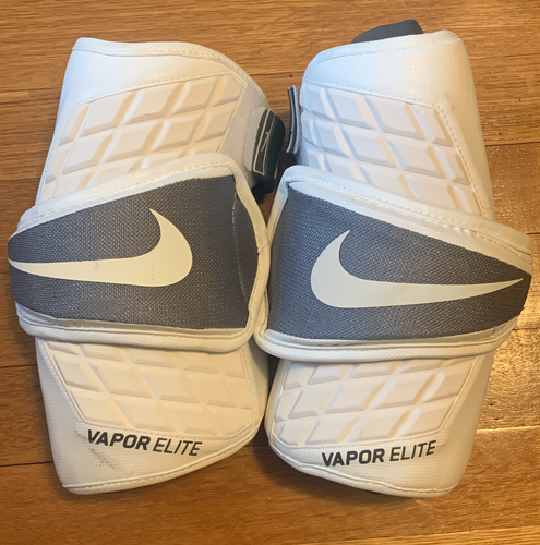 Nike Vapor Elite Armguards GREAT CONDITION
