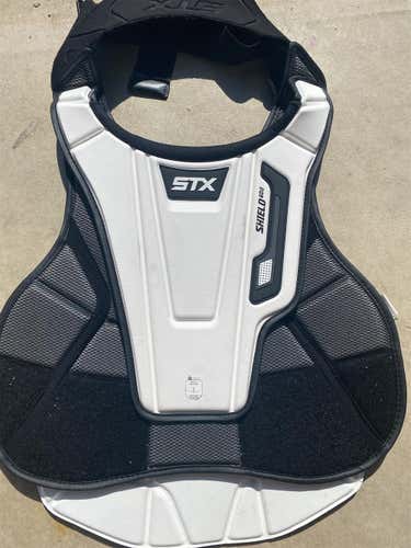 White Adult Large STX Shield 600 Chest Protector