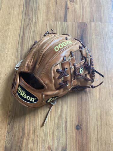High School/College Infield A2000 11.5" Baseball Glove