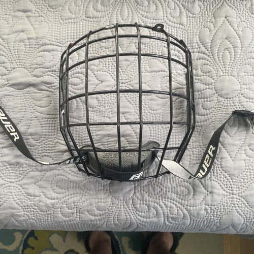 Senior L Bauer RBE III “Cheese-grater” Cage