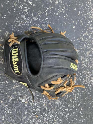 Used Wilson Right Hand Throw A2000 Baseball Glove 11.25"