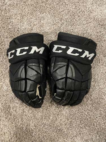 Used CCM HGP14 Gloves 14"