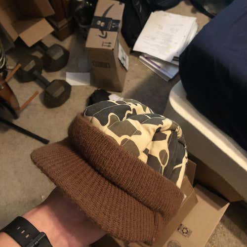 Vintage Walls camo Hat