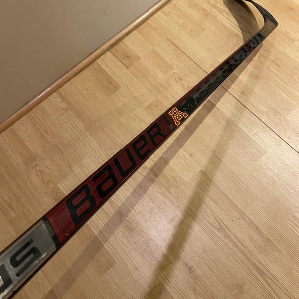 Minnesota Right Handed Nexus 2N Pro P28 Pro Stock Hockey Stick