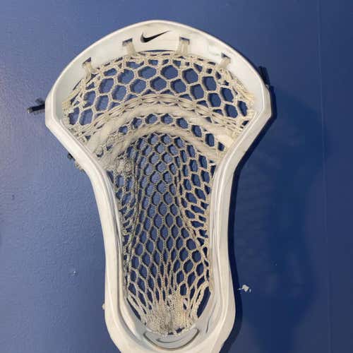 White Strung Vapor Elite Head