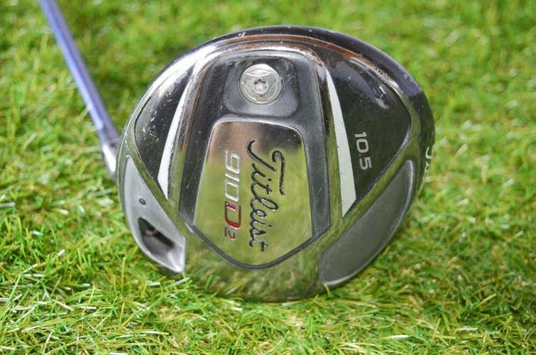 Titleist	910 D2	10.5 Degree Driver	Right Handed	45.5"	Graphite	Stiff	New Grip