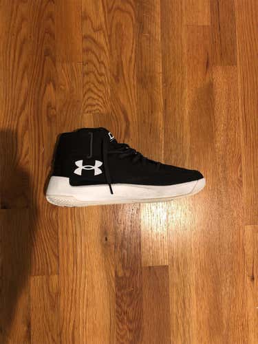 Black Men's Size Men's 10.5 (W 11.5) Under Armour Shoes