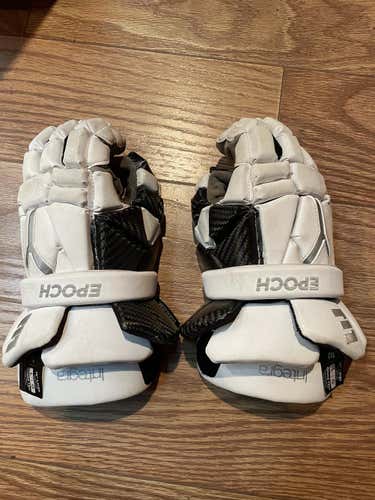 Epoch Integra Lacrosse Gloves