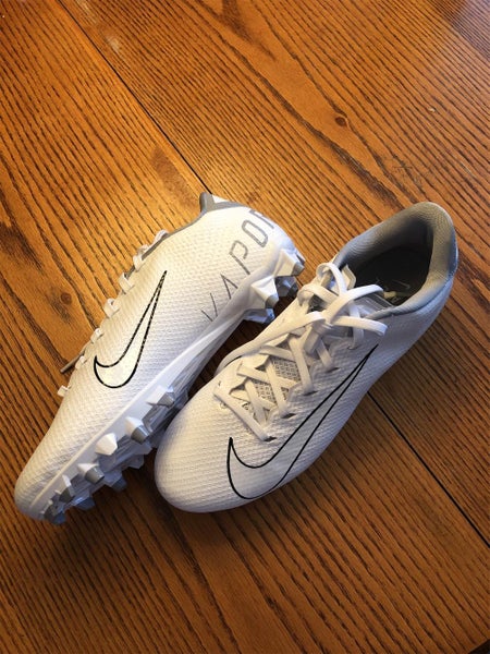 White Men's Size 9.5 (Women's 10.5) Nike