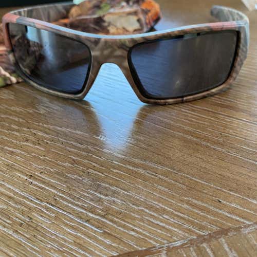 Oakley Gascan Sunglasses CAMO Frame  Black Iridium Lens
