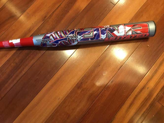 Gray Used Adult 2018 Monsta DNA Mutated Bat 27 oz 34"