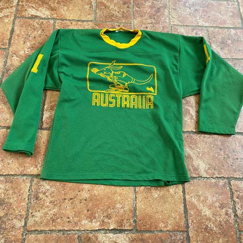 Medium/Large Australia Lacrosse Jersey