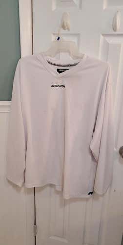 White Men's Used Adult XXL Bauer Jersey