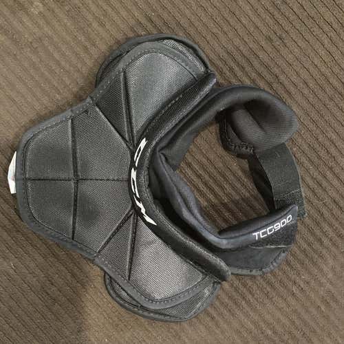 CCM TCG900 Junior Goalie Neck Guard