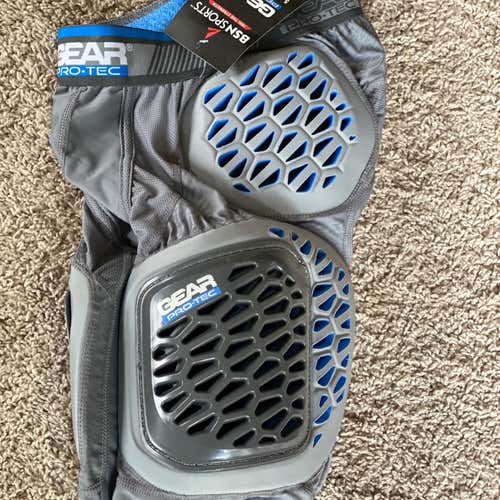 New Medium Gear Pro Tec 5 pad girdle