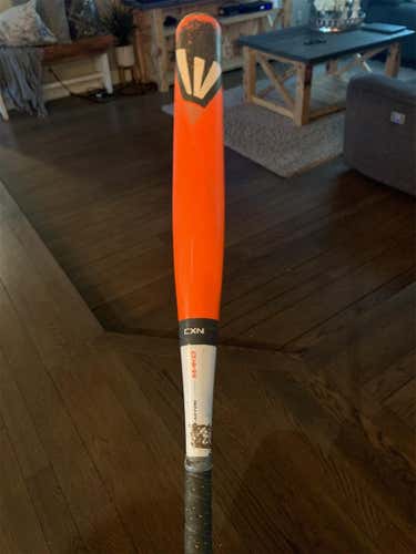 Kid Pitch (9YO-13YO)  Composite Mako (-11) 29 oz 30" Bat